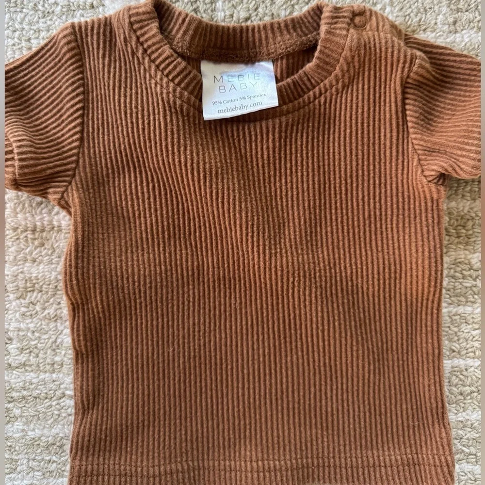 MEBIE BABY OUTFIT SIZE 3-6 MOS